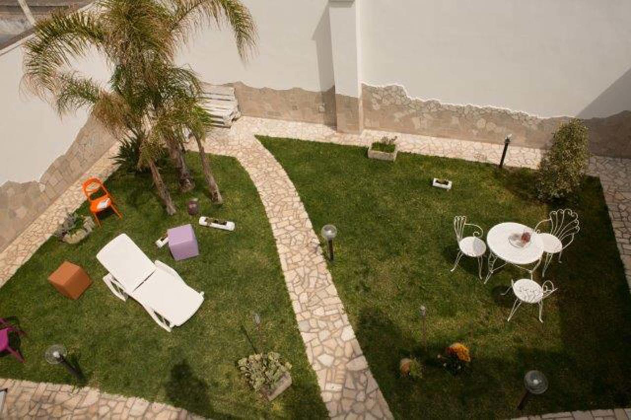 Bed & Breakfast Nidi Di Feo 2*
